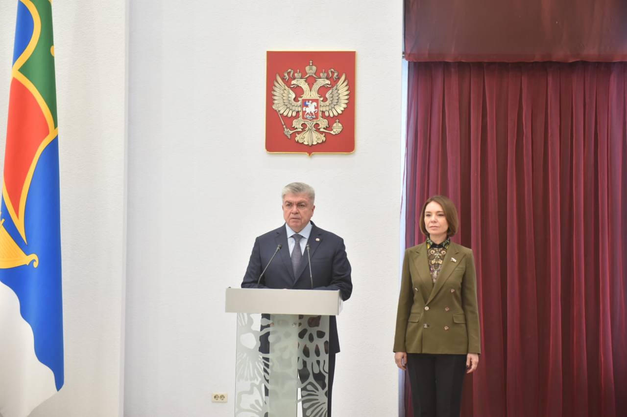 Магдеев передал ордена Мужества родным 24 погибших челнинских бойцов СВО