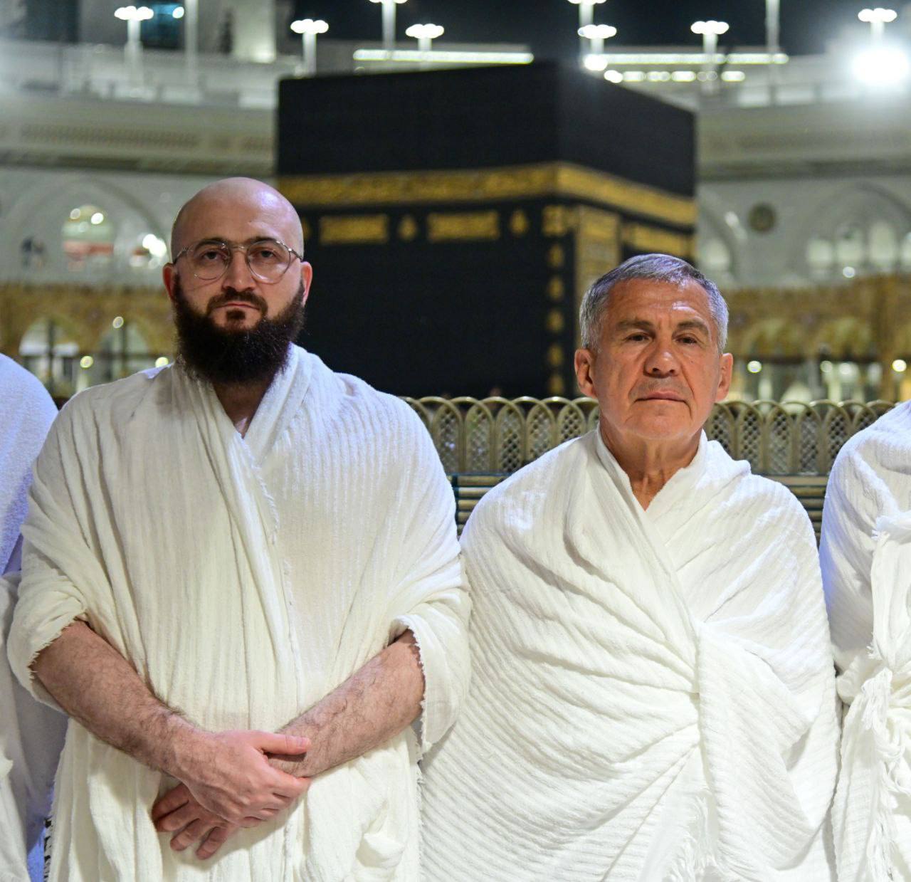 Минниханов прибыл в Саудовскую Аравию с рабочим визитом и совершил умру