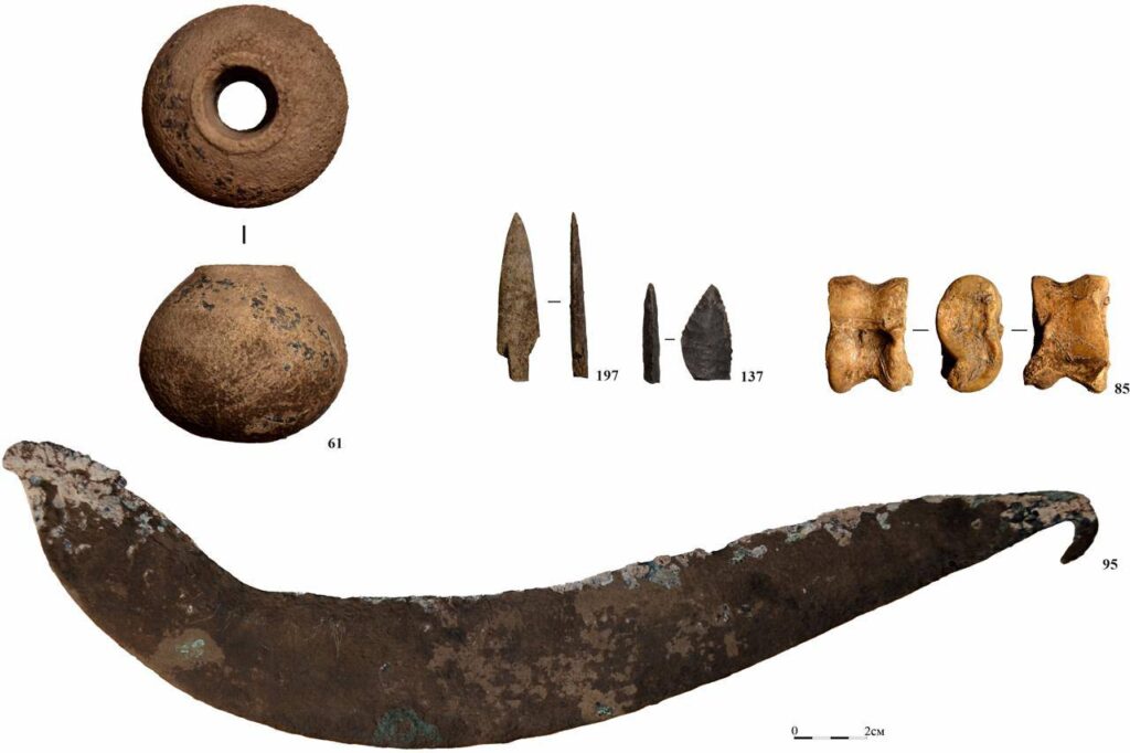 В Татарстане обнаружили более 300 археологических артефактов бронзового века