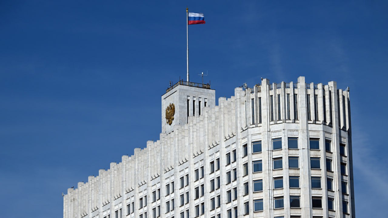 Правительство России запретило экспорт бензина до конца августа 2025 года