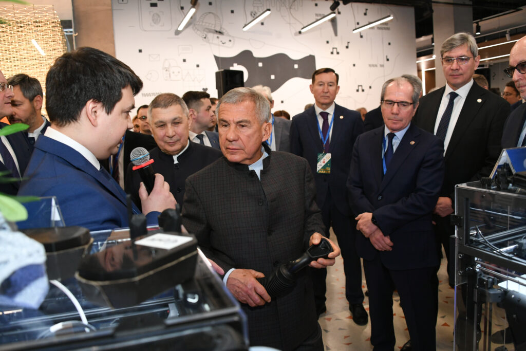 В Татарстане наградили лауреатов новой премии «Научный прорыв»