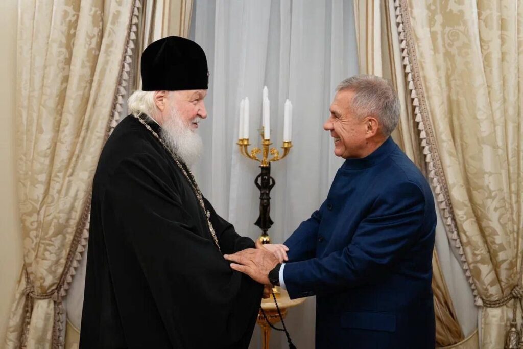 Минниханов встретился со Святейшим Патриархом Московским и всея Руси Кириллом