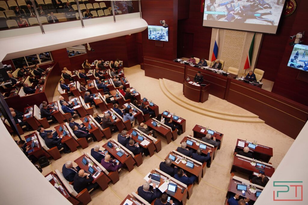 «Мы видим озабоченность»: в парламенте Татарстана обсудили рост киберпреступности