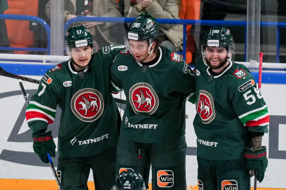 «Ак Барс» разгромил «Трактор» со счетом 6:2