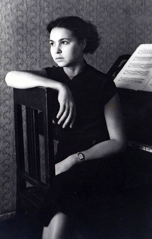 Женщина, которая слышала Бога: прах Софии Губайдулиной похоронят в Москве