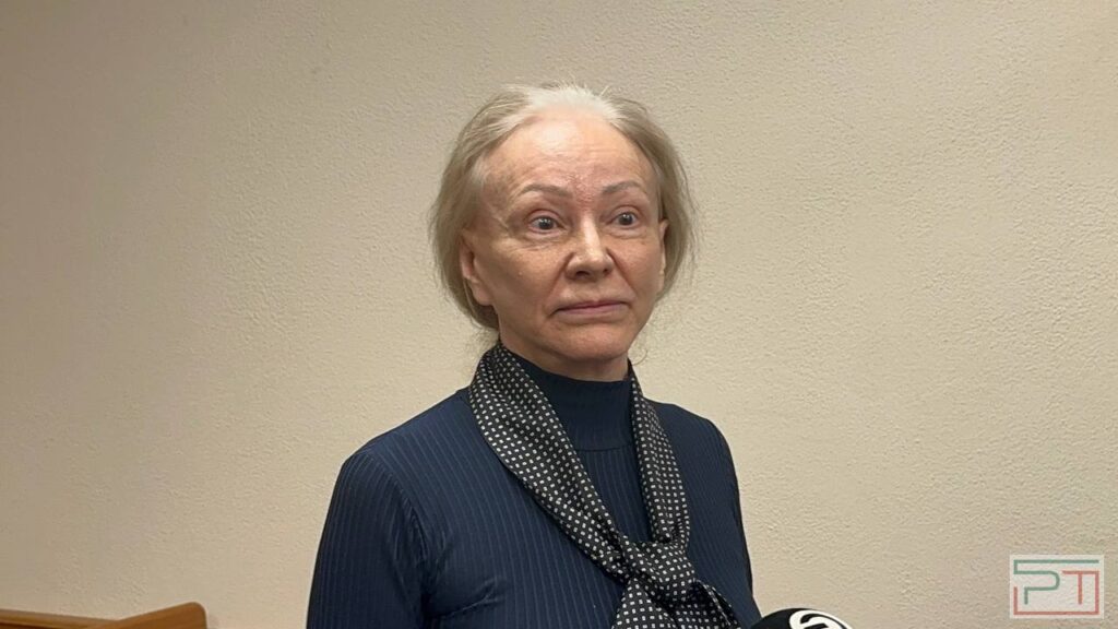 Директор Казанского медколледжа, обвиняемая в получении взяток, рвется на СВО