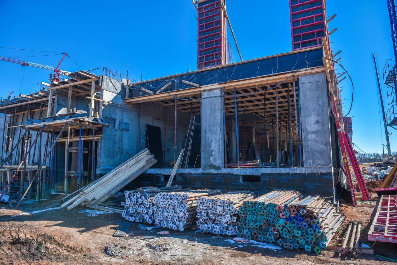 В микрорайоне Замелекесье в Челнах строится школа на 1 224 места