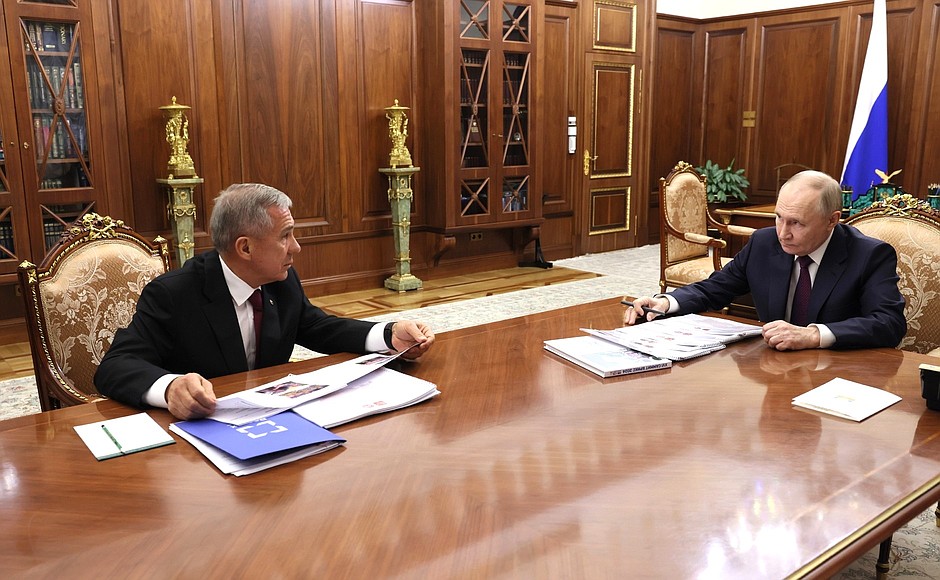 «Давно не виделись, Рустам Нургалиевич»: что обсудили в Москве Путин и Минниханов