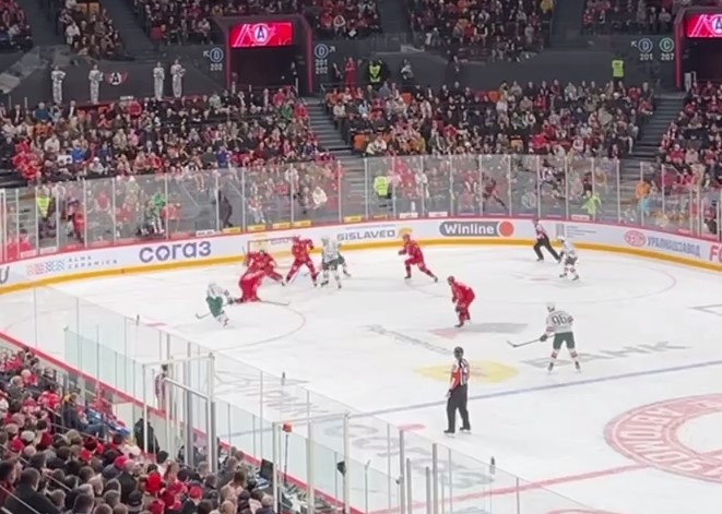 «Ак Барс» открыл счет в матче с «Автомобилистом»