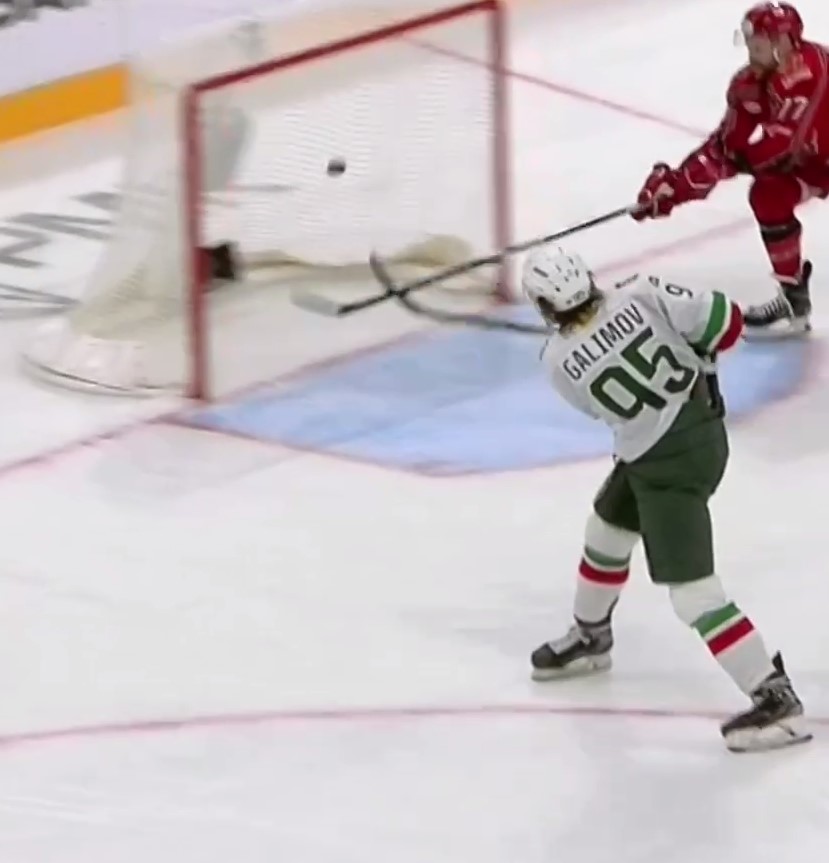 «Ак Барс» выиграл первый матч в плей-офф против «Автомобилиста» со счетом 4:1