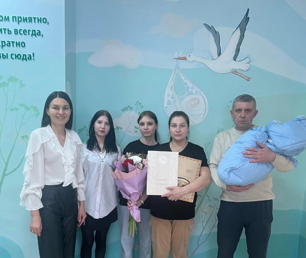 В семье Болдыревых в Татарстане родился восьмой ребенок