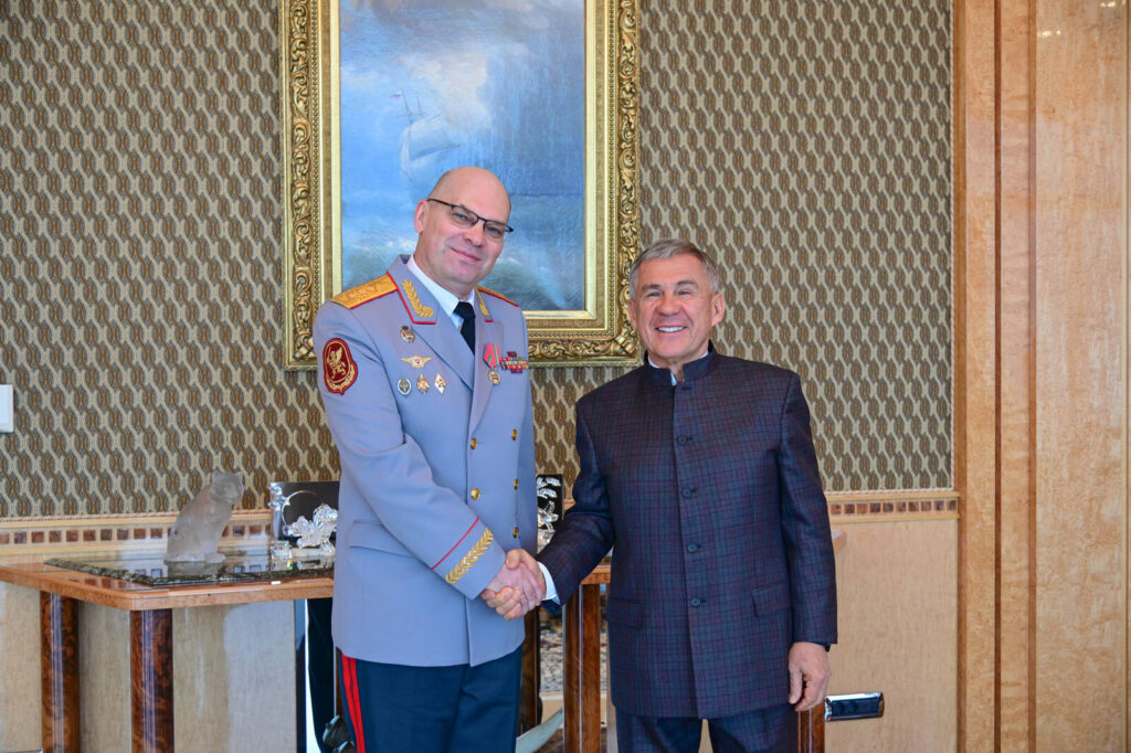 Раис РТ встретился со статс-секретарем – заместителем директора Росгвардии