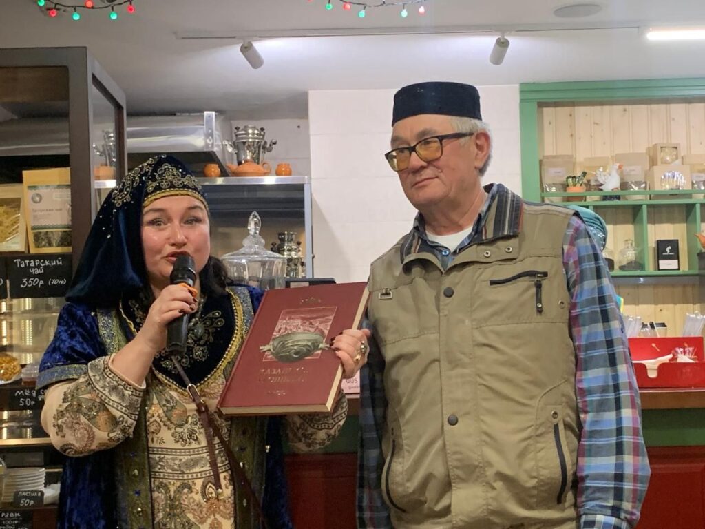 В Казани открыли чайный клуб