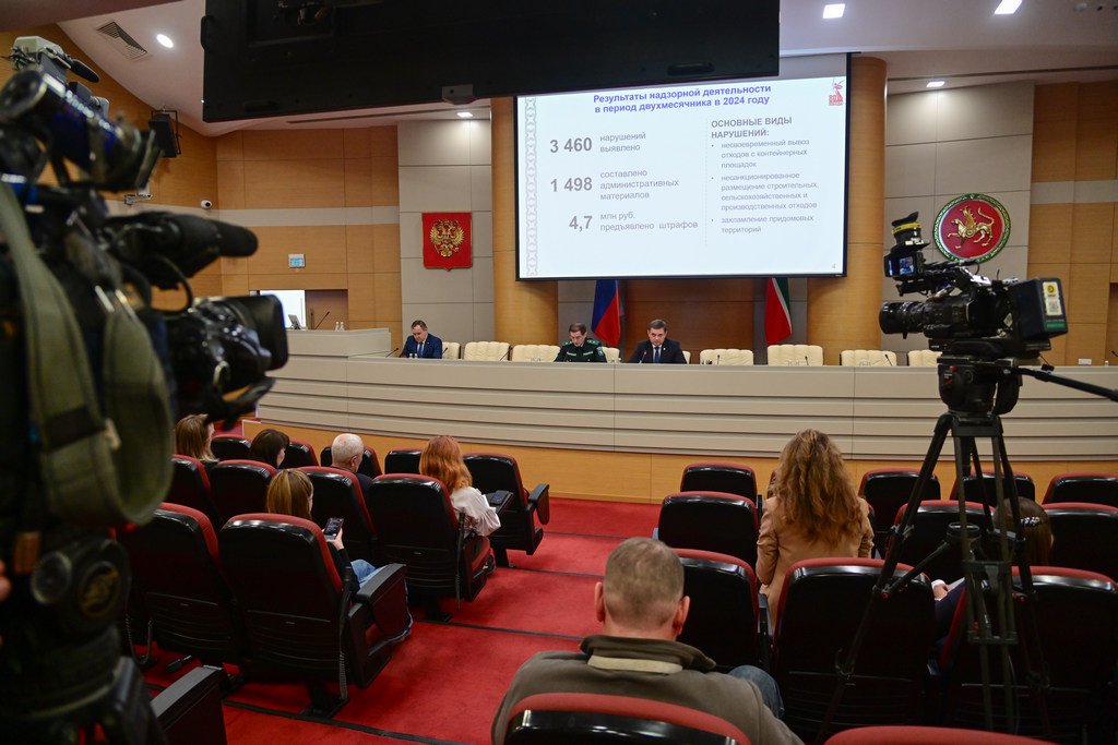 Свалки-долгожители на земле, сероводород в воздухе: что мешает навести чистоту в Татарстане