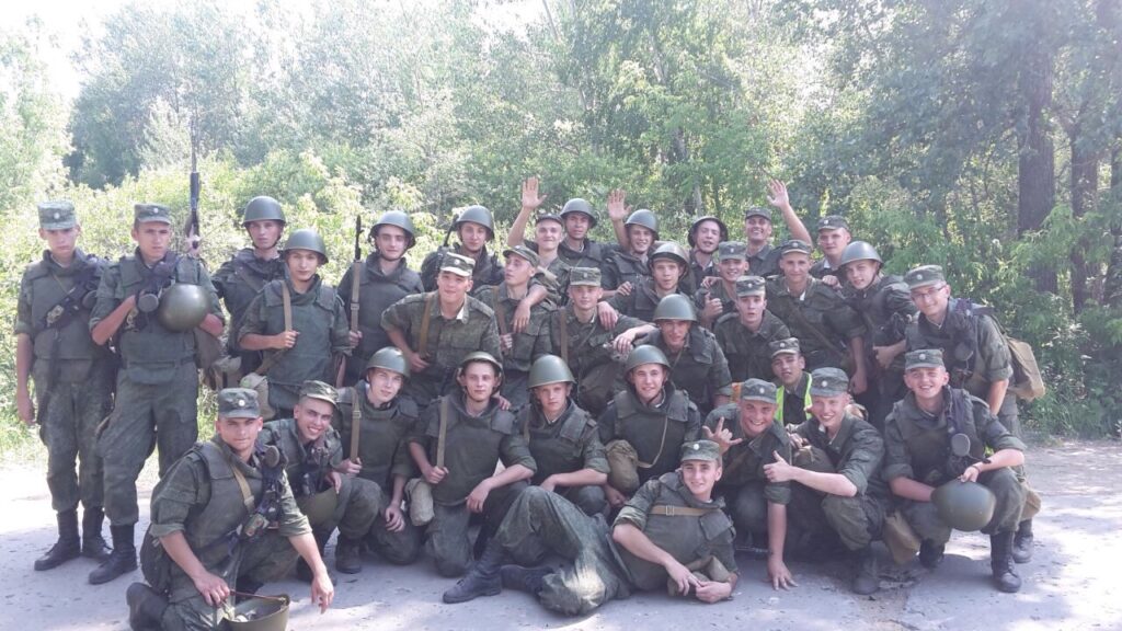 Повестки направят через интернет: в России стартовал весенний призыв