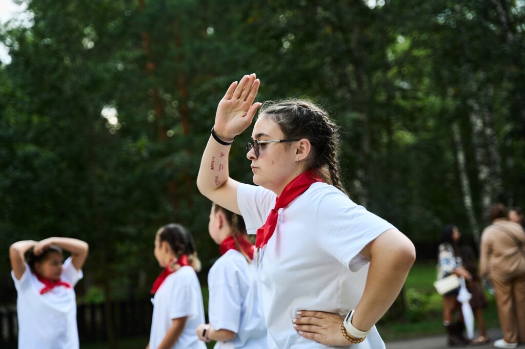 Только для отличников: родители в Казани не могут добыть путевки в детские лагеря