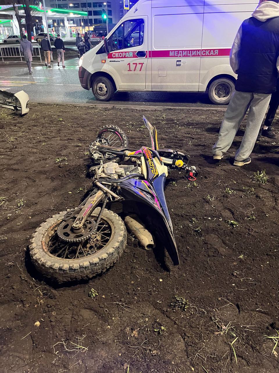 В Челнах двое подростков пострадали при столкновении мотоцикла с «Ладой Гранта»