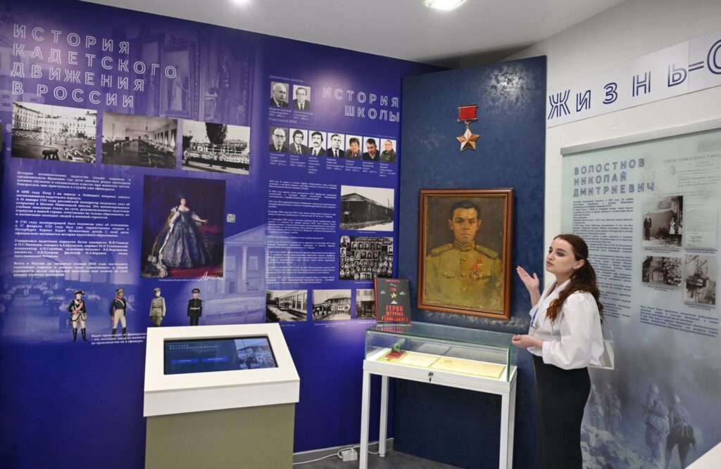 Мухаметшин встретился с Васильевскими кадетами