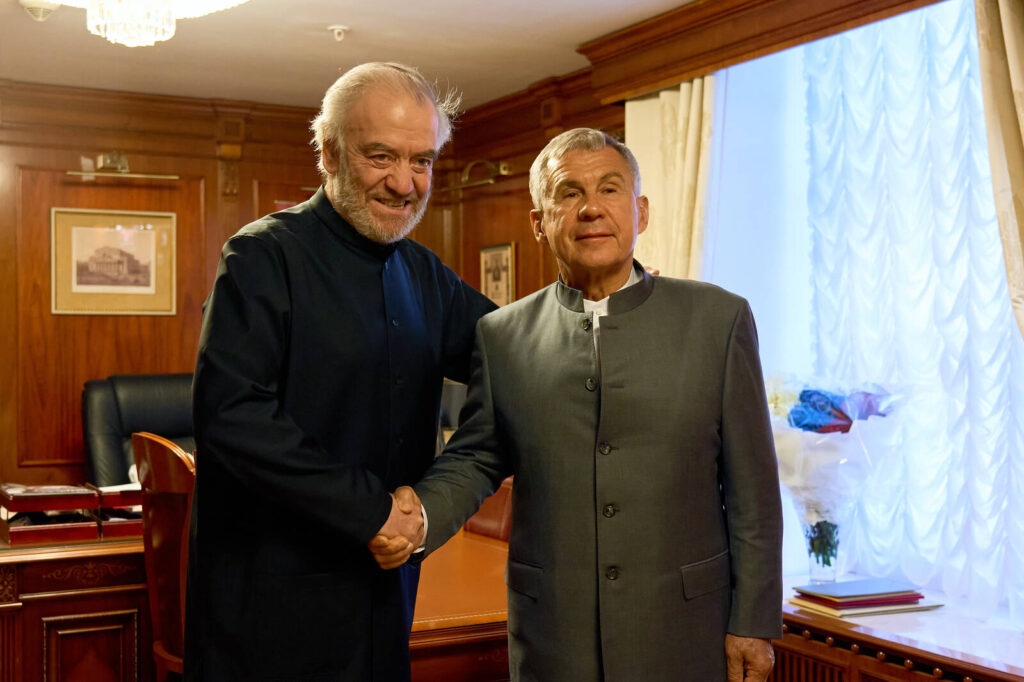 Минниханов высоко оценил балет «Шурале» Мариинского театра: Шеп!