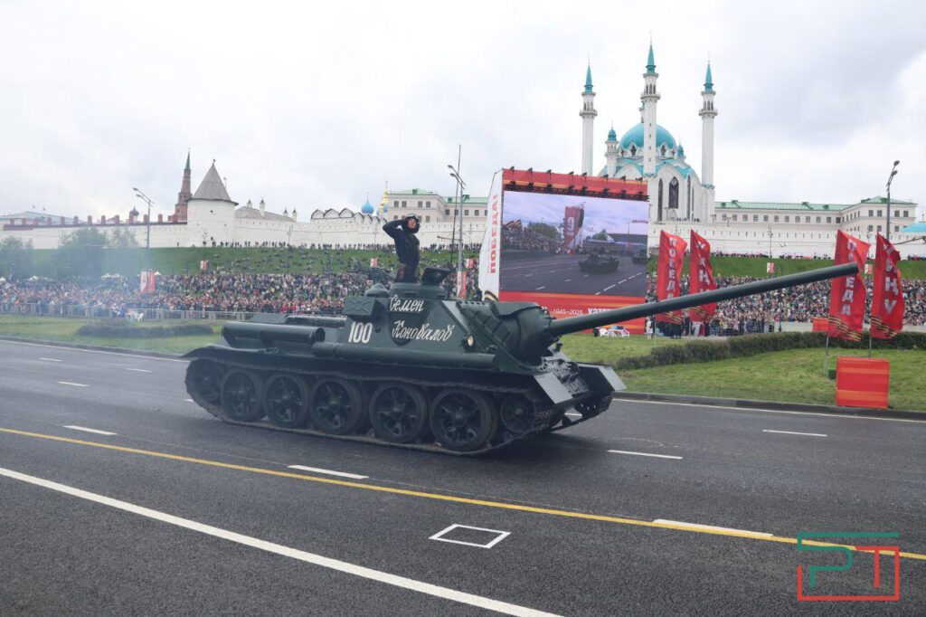 Юбилейный Парад Победы прошел в Казани