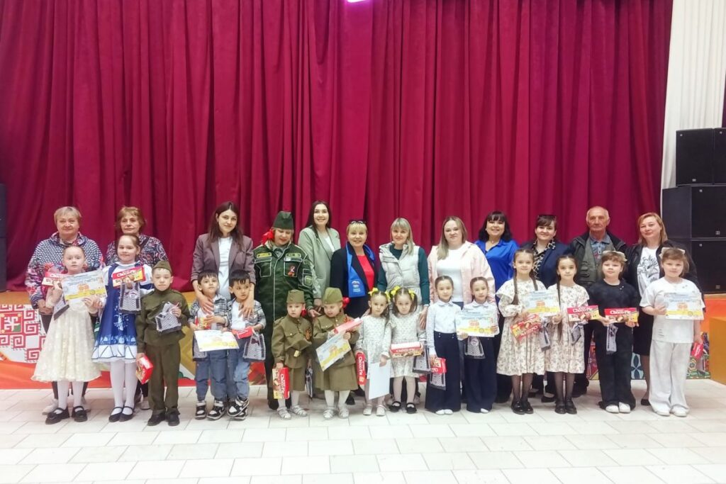 В Нурлате прошел фестиваль близнецов и двойняшек «Двойное счастье»