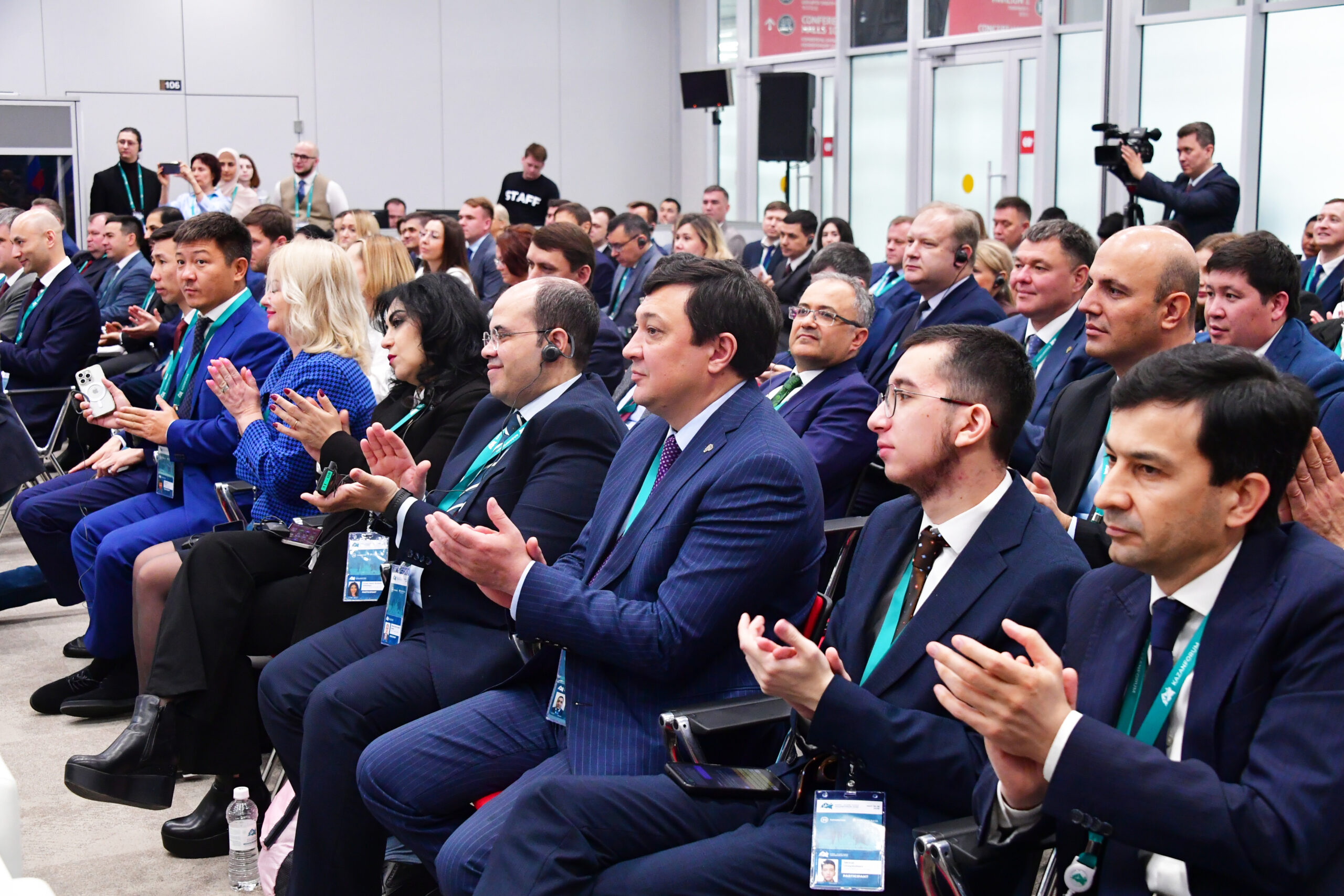 Минниханов выступил на панельной дискуссии Генпрокуратуры на KazanForum