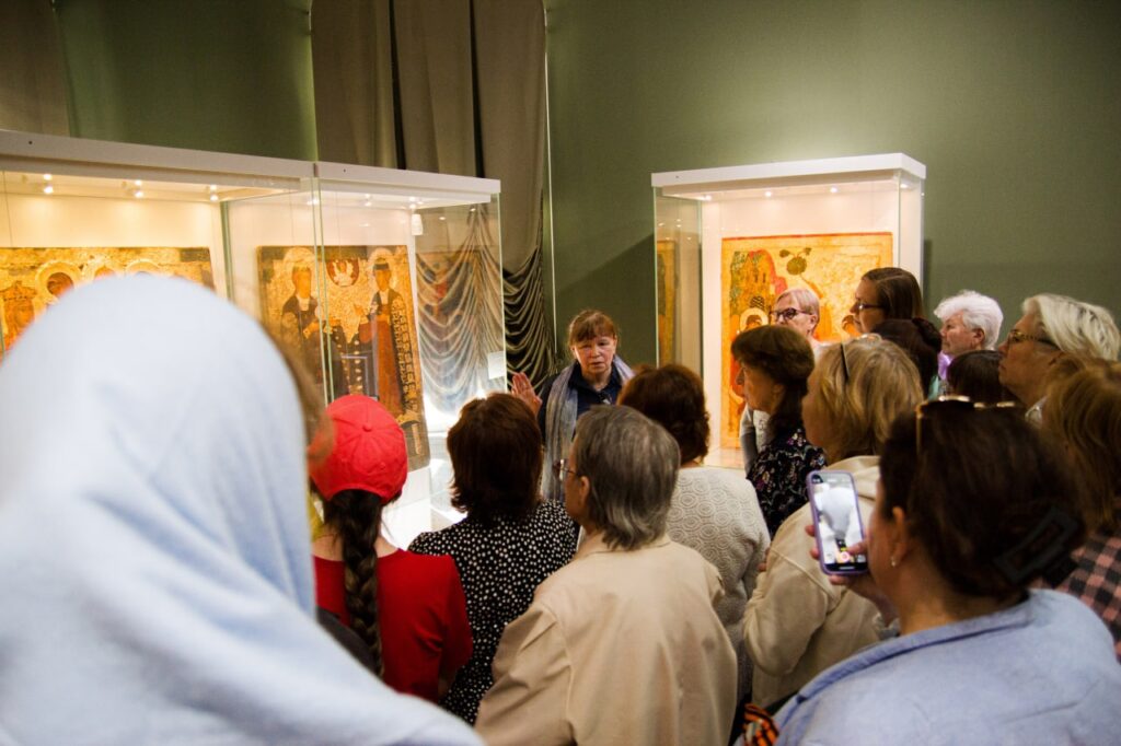 Спасли от чумы и от войны: в Казани проходит выставка раритетных икон