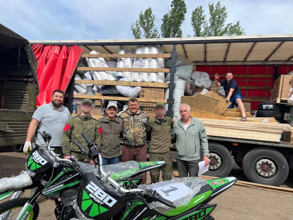 Глава Лаишевского района передал гуманитарный груз бойцам СВО