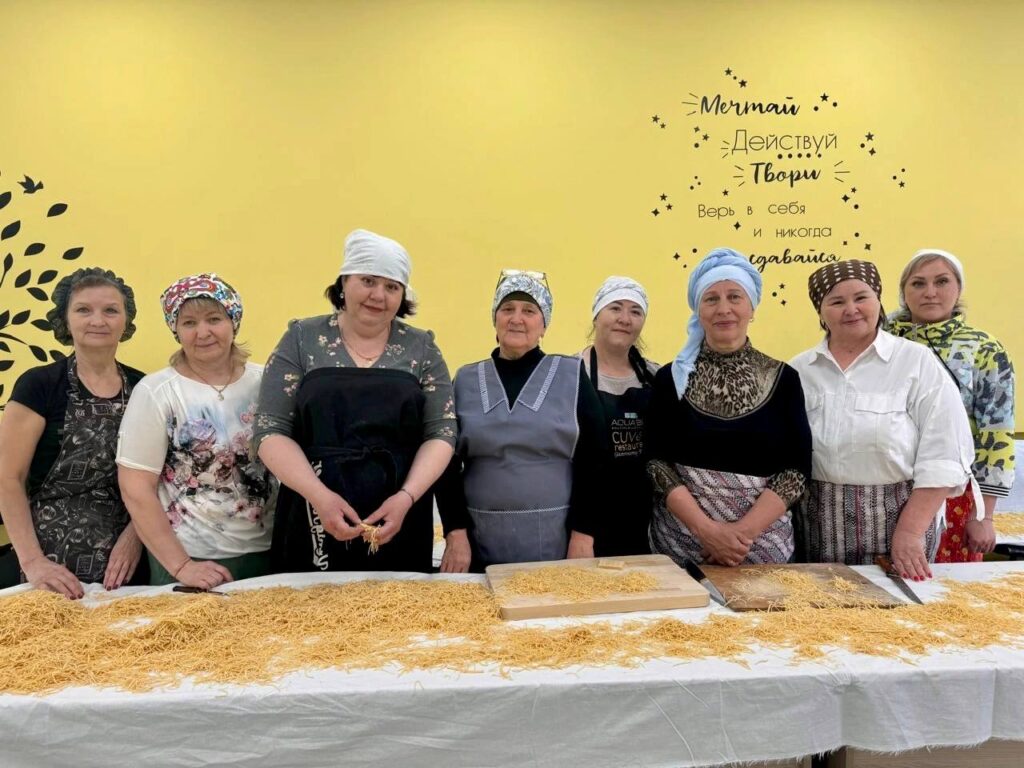 Жительницы Большого Афанасова приготовили домашнюю лапшу для бойцов СВО