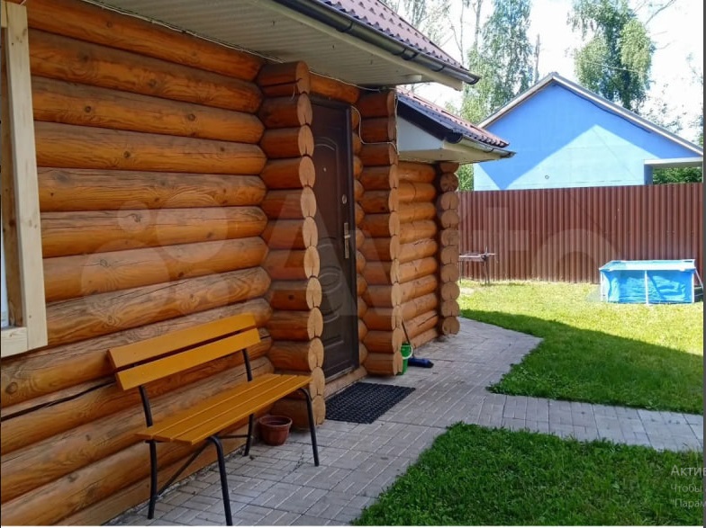 Советская халупа на лето, средневековый замок на сутки: какую дачу можно снять в Казани