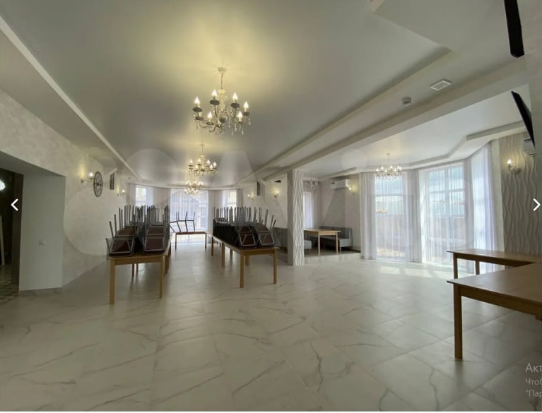 Советская халупа на лето, средневековый замок на сутки: какую дачу можно снять в Казани