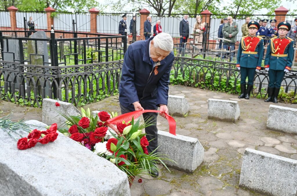 На Архангельском кладбище в Казани почтили память погибших в Великой Отечественной войне