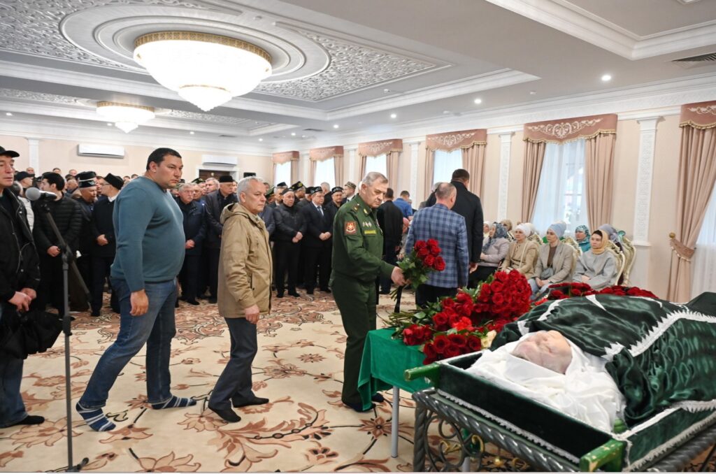 В казанской мечети Аль-Марджани простились с Алмазом Ахметшиным