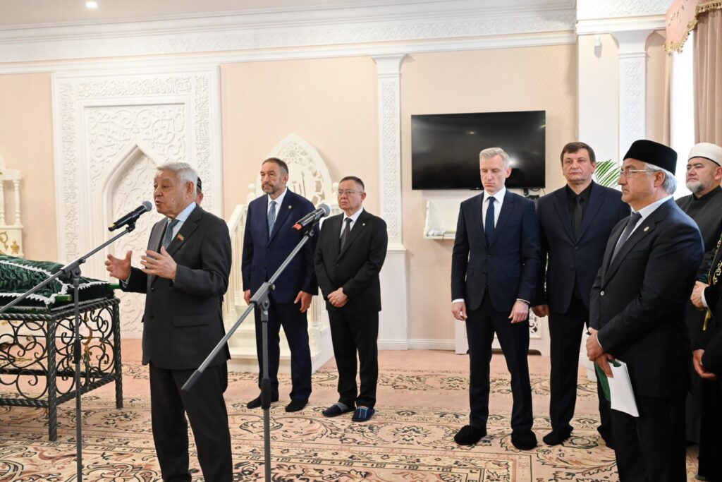 В казанской мечети Аль-Марджани простились с Алмазом Ахметшиным