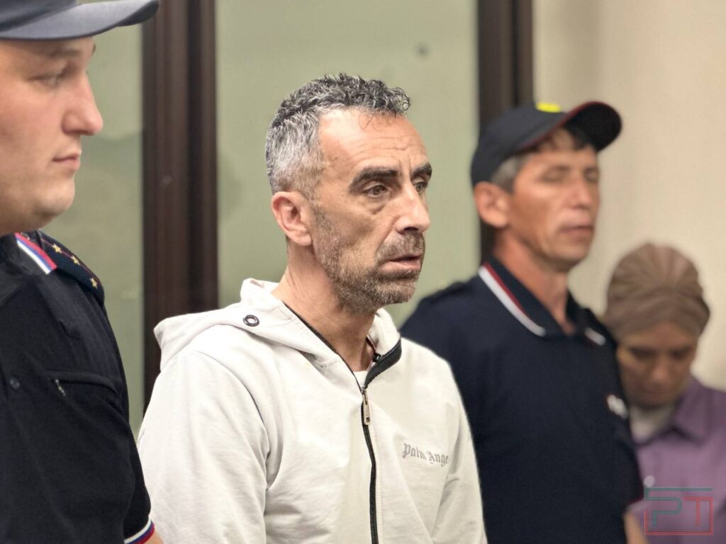 «Хочу своего адвоката!»: турок, убивший в Казани жену на глазах трехлетнего сына, отрицает вину