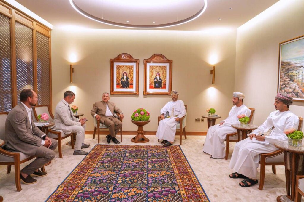 Раис Татарстана встретился с министром иностранных дел Омана