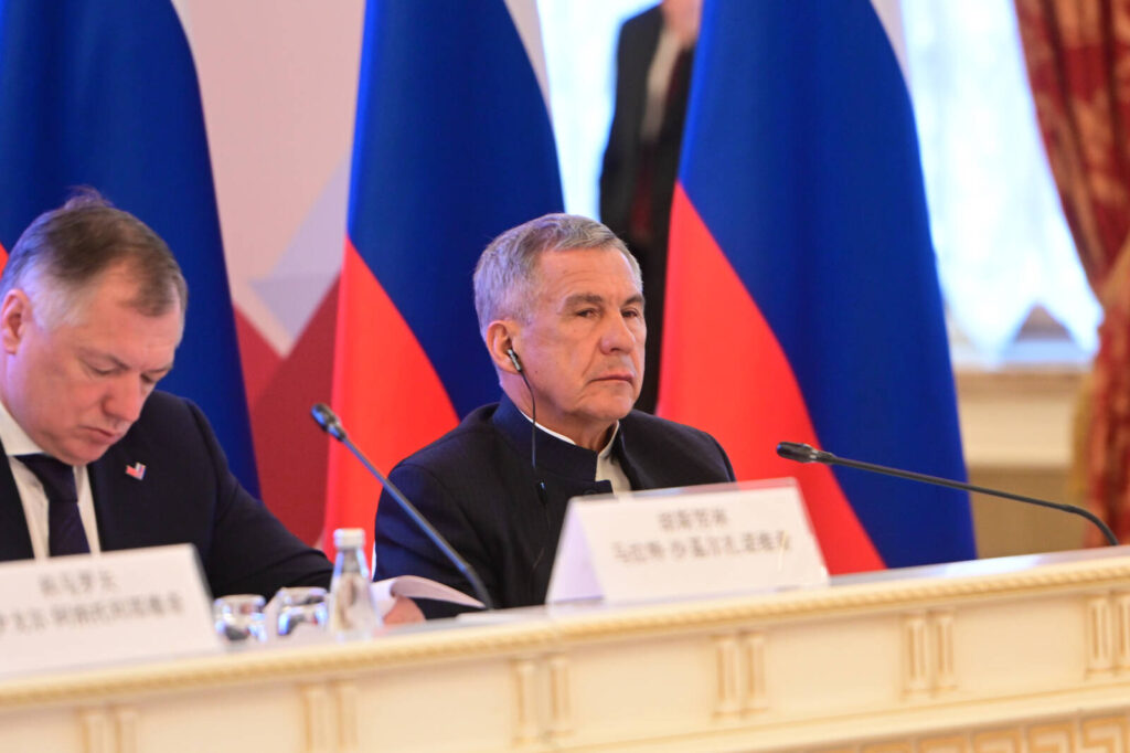 Минниханов на Совете «Волга-Янцзы»: мы рады, что заседание впервые проходит в Казани