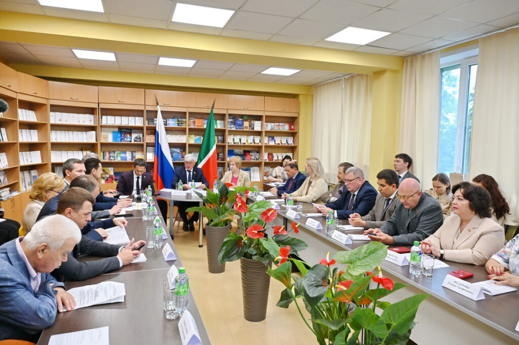 Обязать отрабатывать: в Татарстане думают, где взять учителей