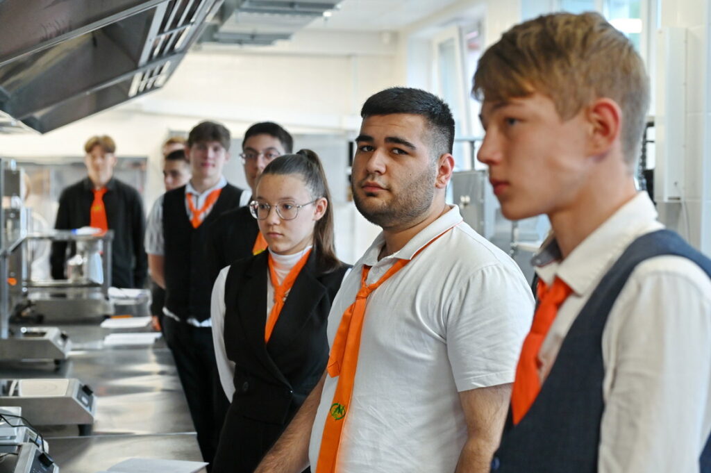 Обязать отрабатывать: в Татарстане думают, где взять учителей