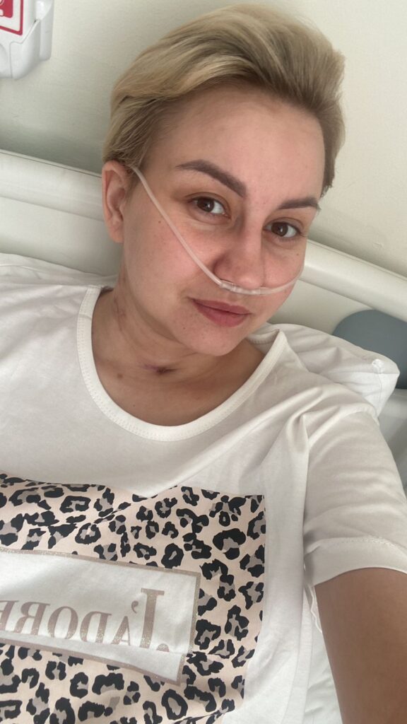 Пять операций, минус 30 кило: в Татарстане спасли пациентку со 100-процентным поражением легких