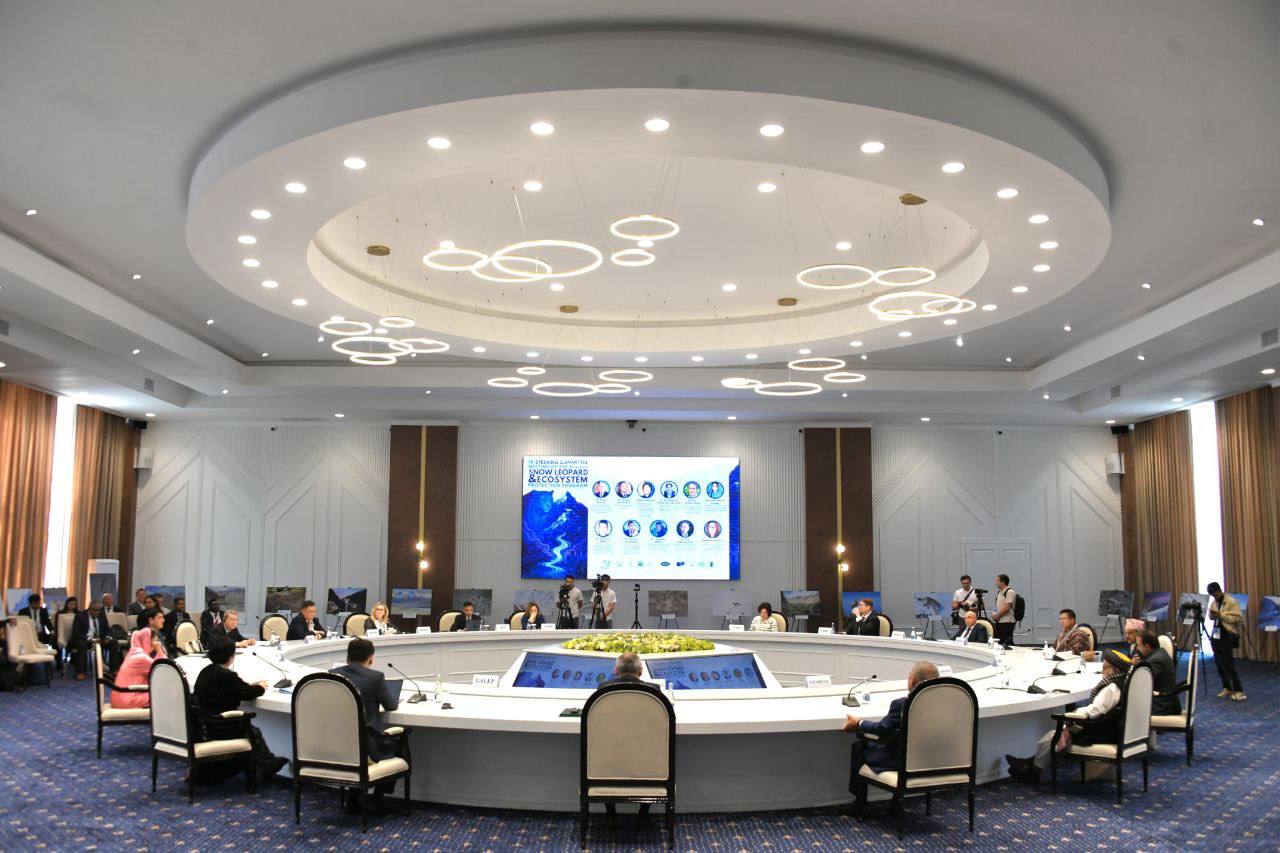 Минниханов в Киргизии рассказал о работе центра по сохранению снежного барса