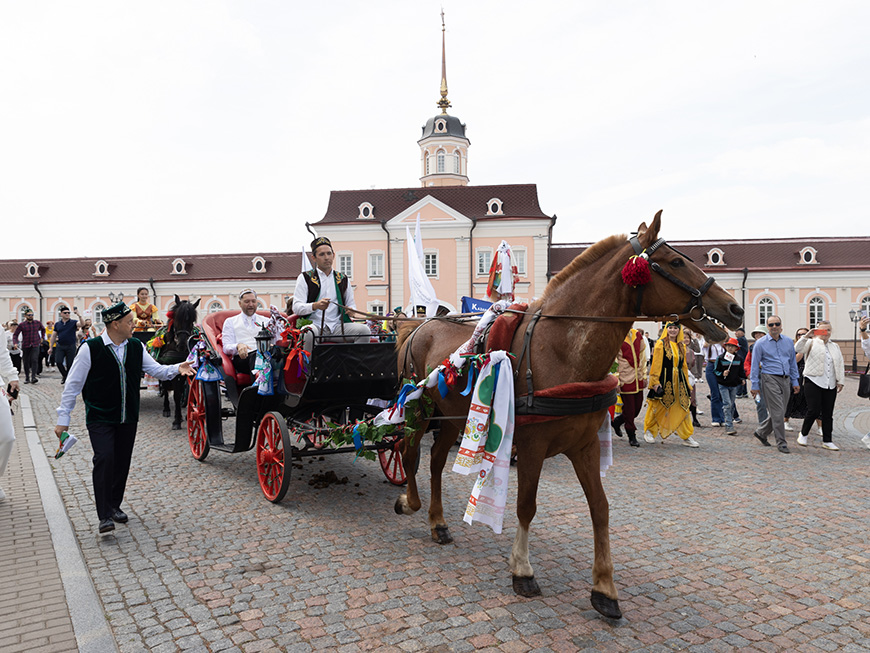 Скачки, заплывы, сбор даров и Салават: как Казань отметит Сабантуй