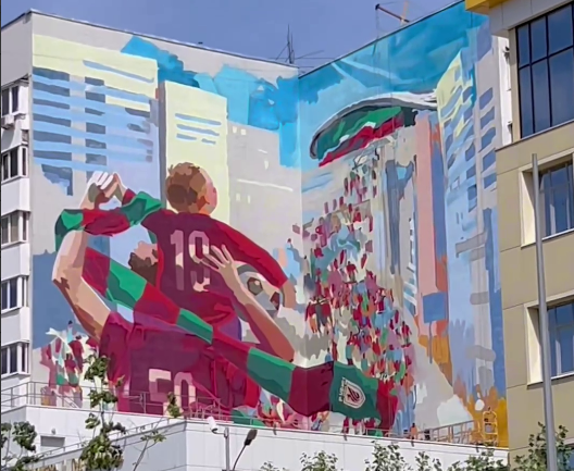 В Казани появилось новое граффити — его посвятили болельщикам «Рубина»