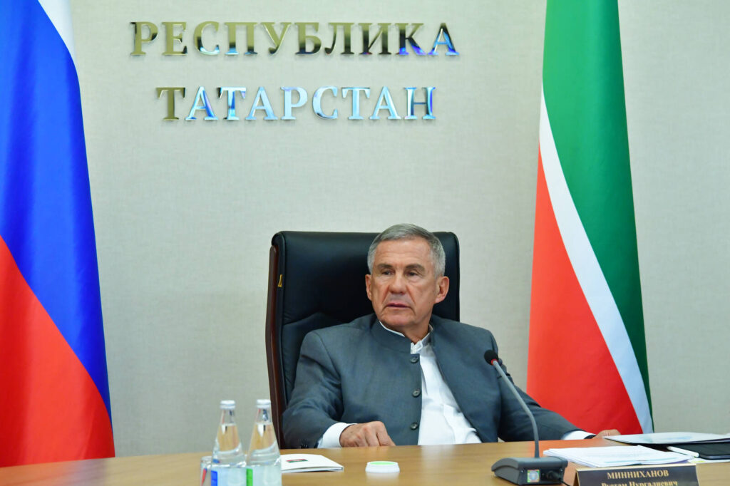 Минниханов принял участие в совещании совета по стратегическому развитию и нацпроектам