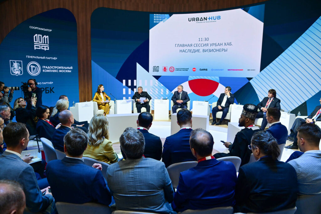 Партнерские финансы, комфортная среда и национальный колорит: о чем договорился Минниханов на ПМЭФ