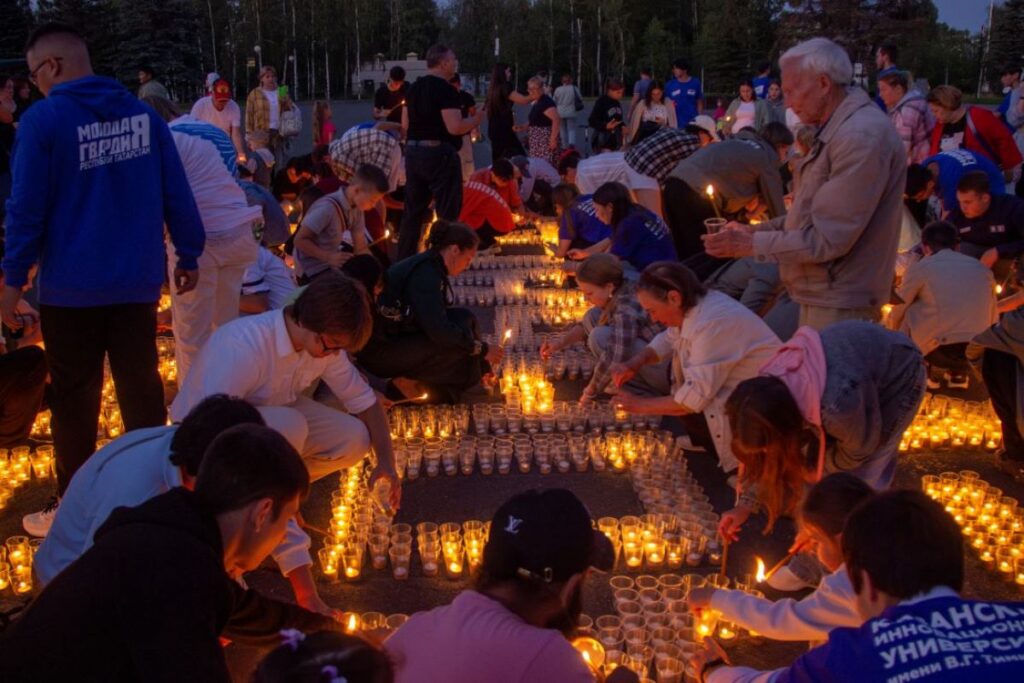 В Казани почтили память детей-жертв войны в Донбассе
