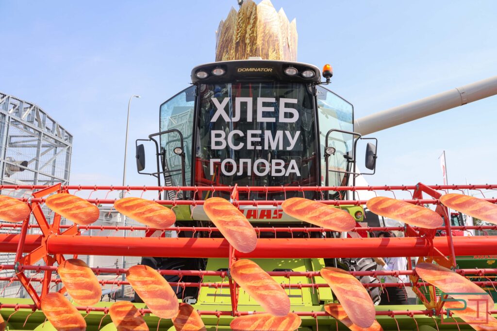 «Агроволга-2025» в Казани: и машины подарили, и интернет в селах запустили