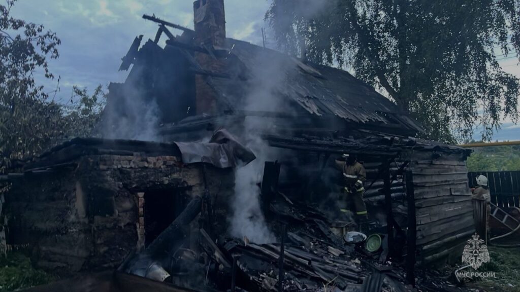 Две пожилые женщины погибли на пожаре в частном доме в Мамадыше