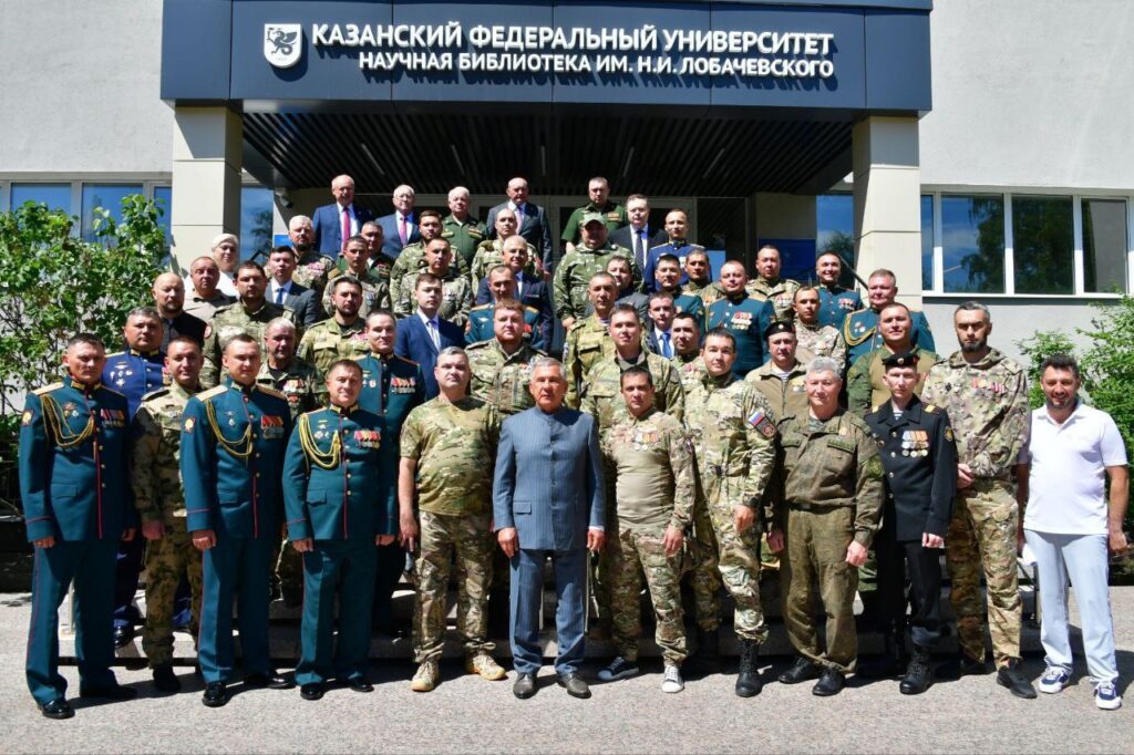 Раис РТ и ветераны СВО дали старт обучению по программе «Батырлар. Герои Татарстана»