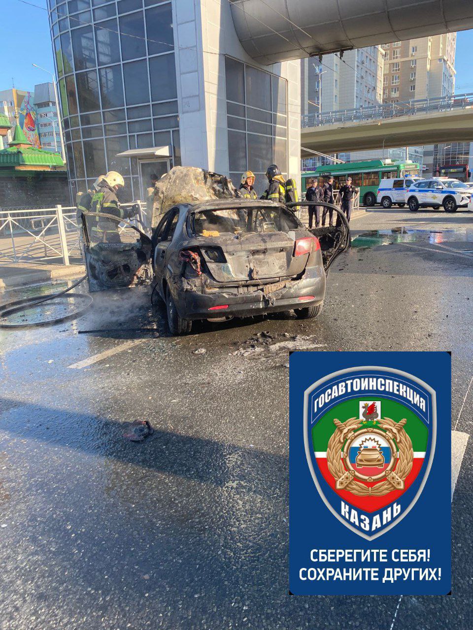 В Казани утром столкнулись две легковушки на пересечении пр. Амирхана и Чистопольской